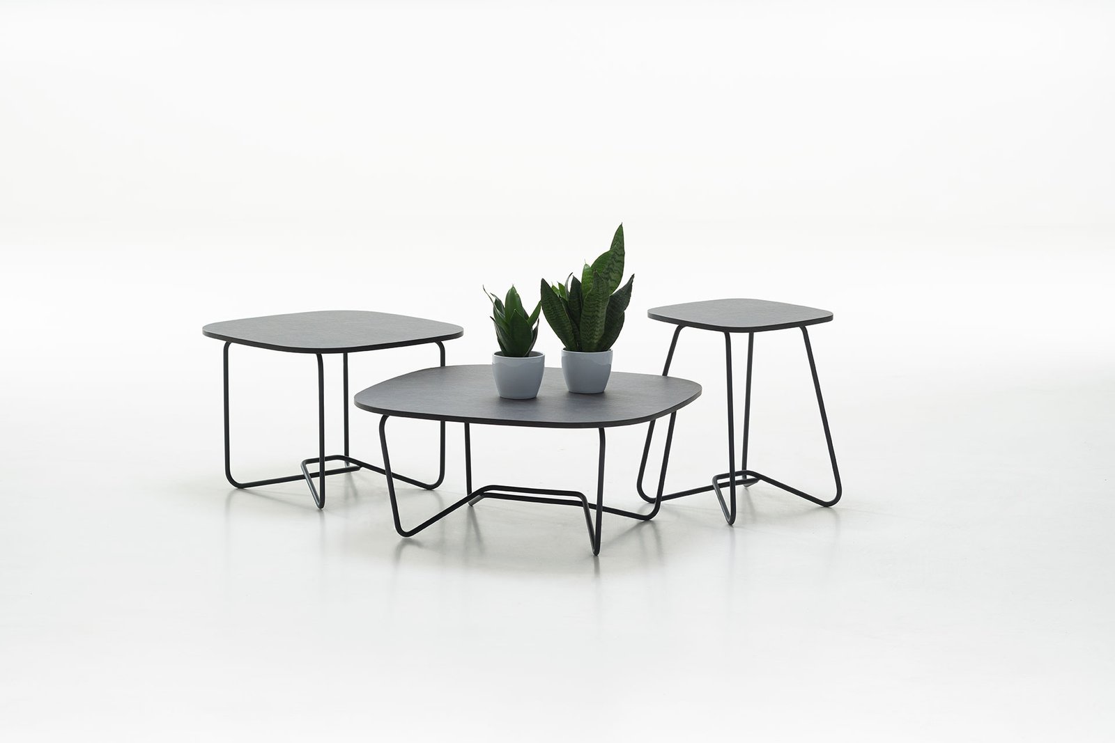 Ruvo Table