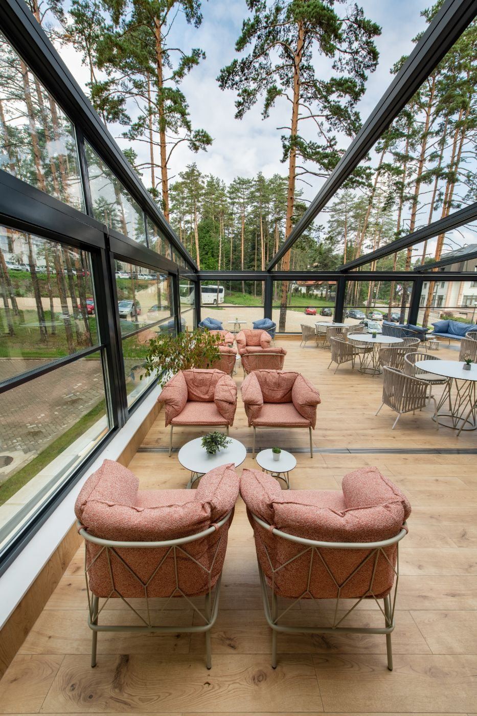 Restaurant- und Event-Bestuhlung